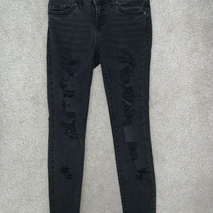 FOREVER 21 Ripped Skinny Jeans